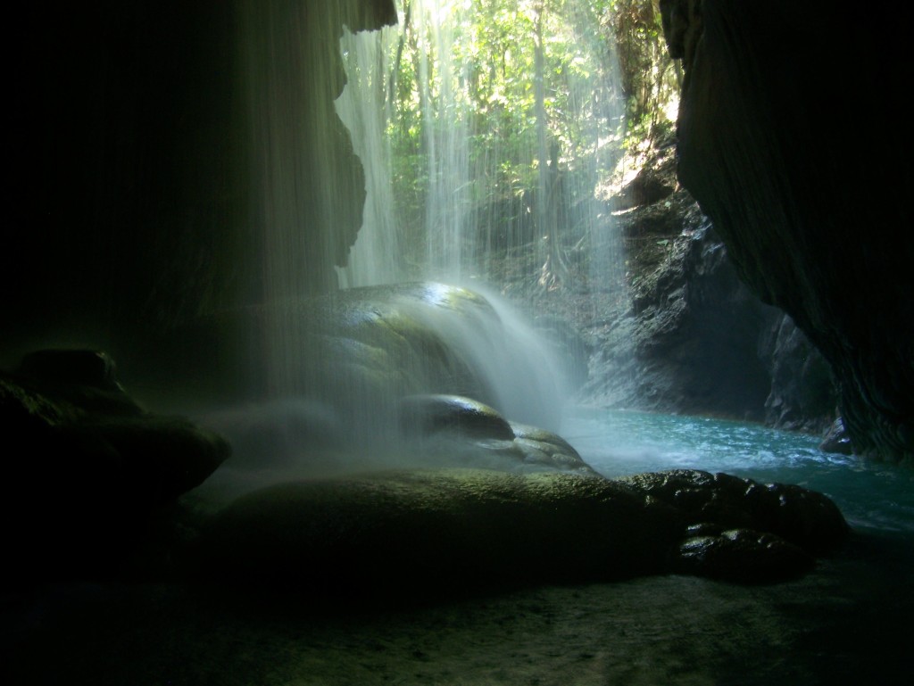 cave behind Somerset Falls